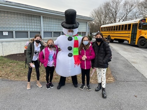 students with snowman